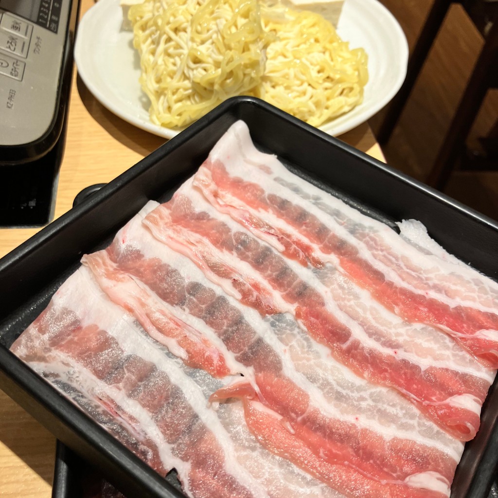 ユーザーが投稿した休日Lunch豚定食の写真 - 実際訪問したユーザーが直接撮影して投稿した千代崎すき焼き旬菜しゃぶ重 イオンモール大阪ドームシティ店の写真