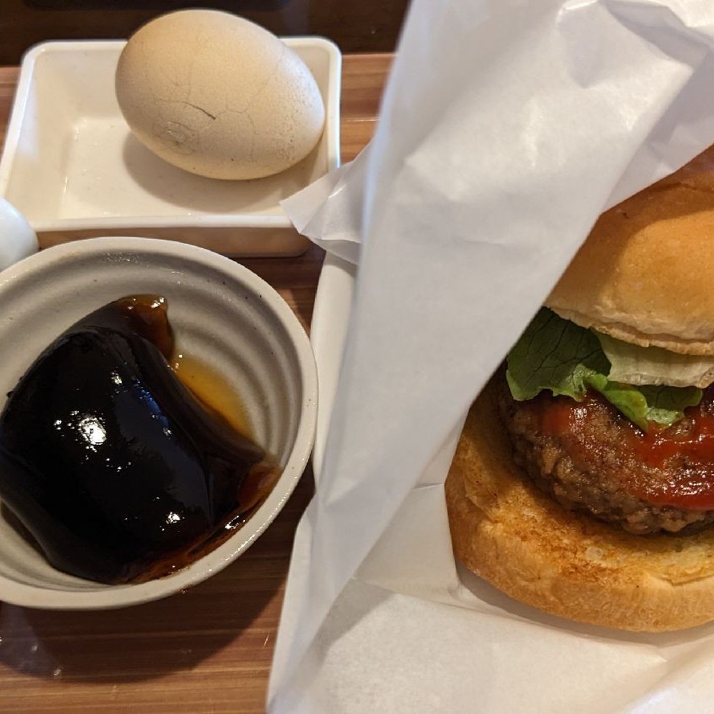 ユーザーが投稿したホットミルク ハンバーガーモーニングの写真 - 実際訪問したユーザーが直接撮影して投稿した若松東カフェスイートコーンズ 岡崎店の写真