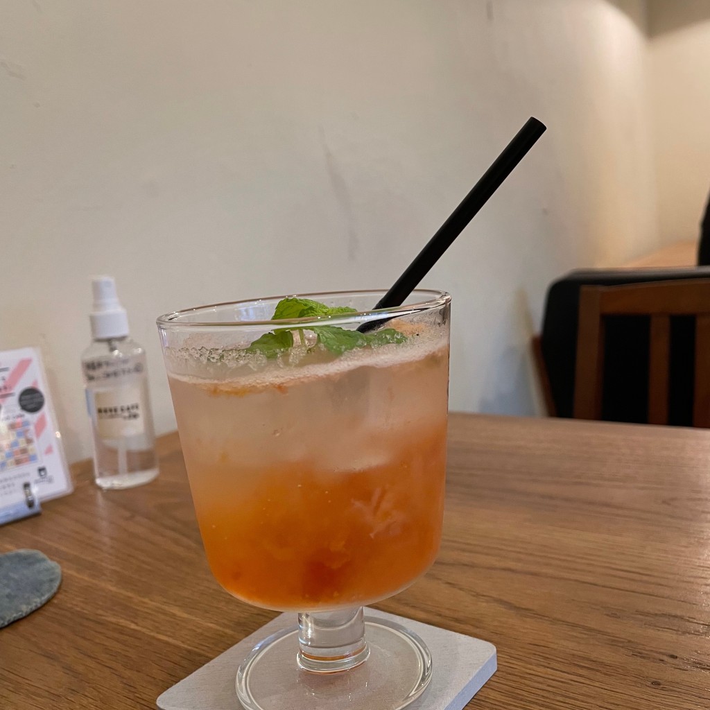 ユーザーが投稿した季節の酢ソーダの写真 - 実際訪問したユーザーが直接撮影して投稿した新宿カフェMOVE CAFEの写真