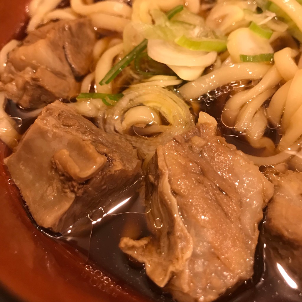 ユーザーが投稿した牛肉麺セットの写真 - 実際訪問したユーザーが直接撮影して投稿した赤坂台湾料理三商巧福 赤坂店の写真