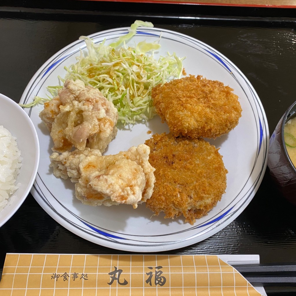 ユーザーが投稿したメンチ&とり天定食の写真 - 実際訪問したユーザーが直接撮影して投稿した竹田町からあげ竹田丸福の写真