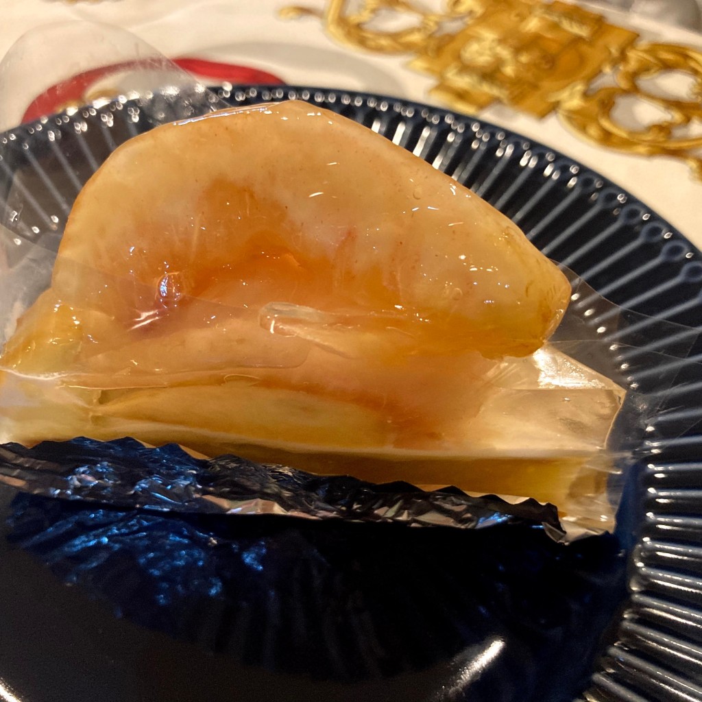 ユーザーが投稿した桃のタルトの写真 - 実際訪問したユーザーが直接撮影して投稿した神田淡路町スイーツ神田 近江屋洋菓子店の写真