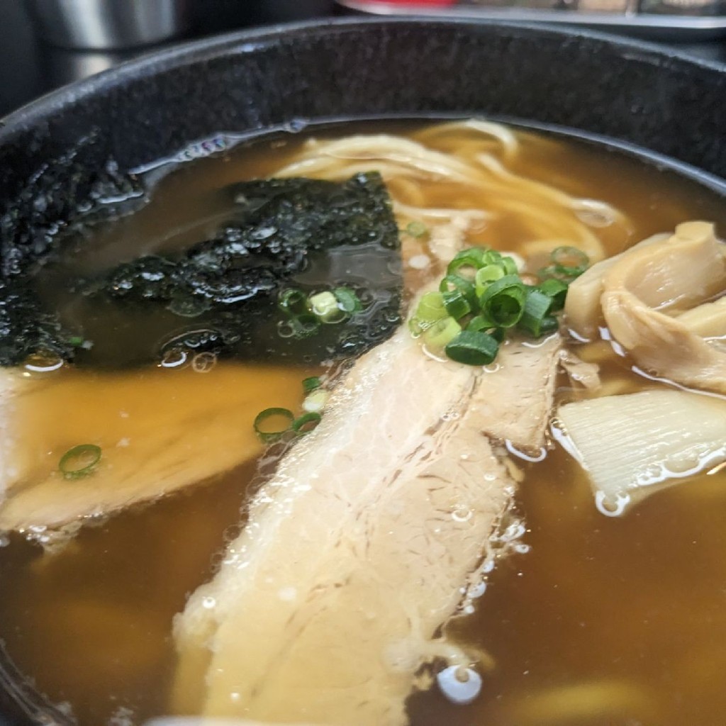 ユーザーが投稿したラーメン+チャーシュー丼ランチセットの写真 - 実際訪問したユーザーが直接撮影して投稿した半田ラーメン / つけ麺衛登の写真