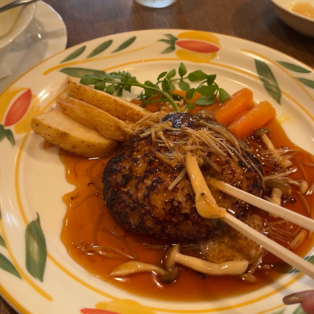 ユーザーが投稿した照焼ききのこハンバーグの写真 - 実際訪問したユーザーが直接撮影して投稿した久世上久世町ハンバーグとくら 桂本店の写真