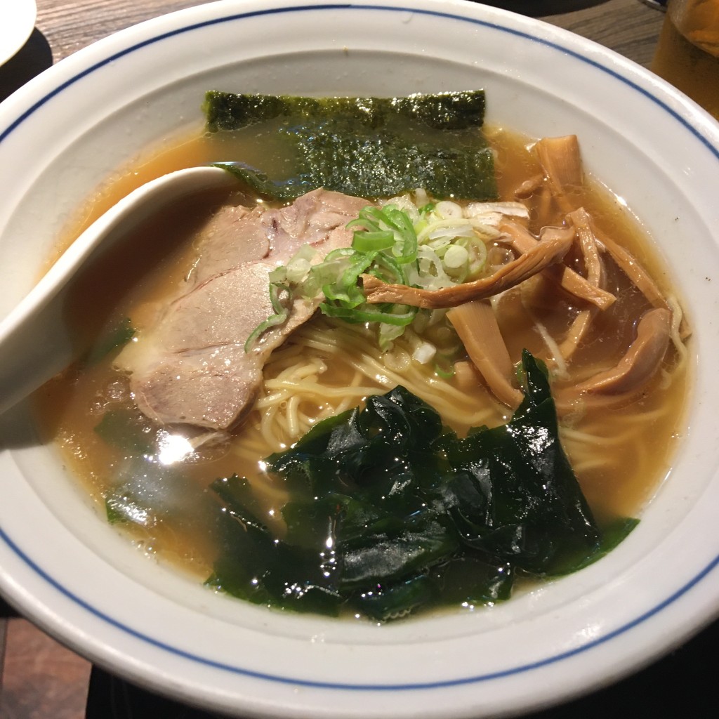 ユーザーが投稿したラーメン半チャーハンセットの写真 - 実際訪問したユーザーが直接撮影して投稿した和泉中華料理代一元 本店の写真