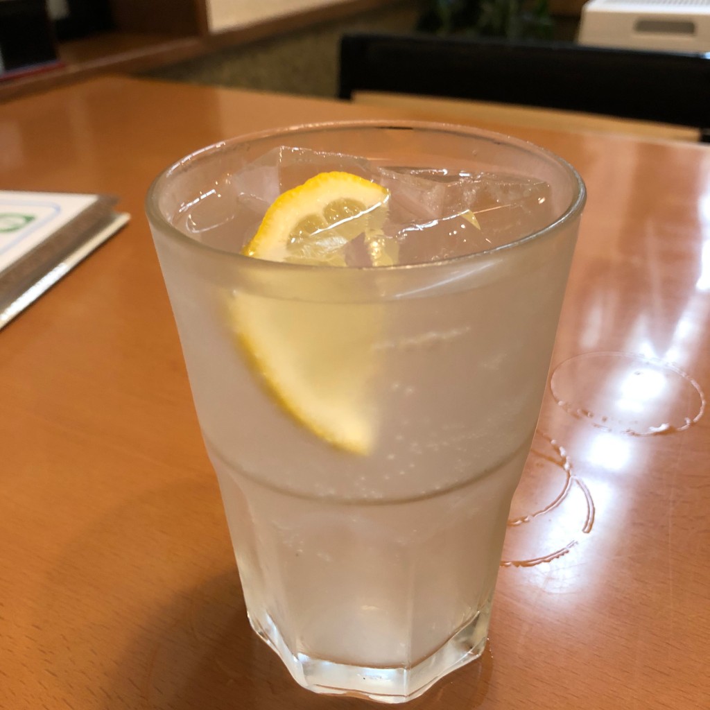 ユーザーが投稿したレモンサワーの写真 - 実際訪問したユーザーが直接撮影して投稿した栄町寿司蛇の目 本店の写真