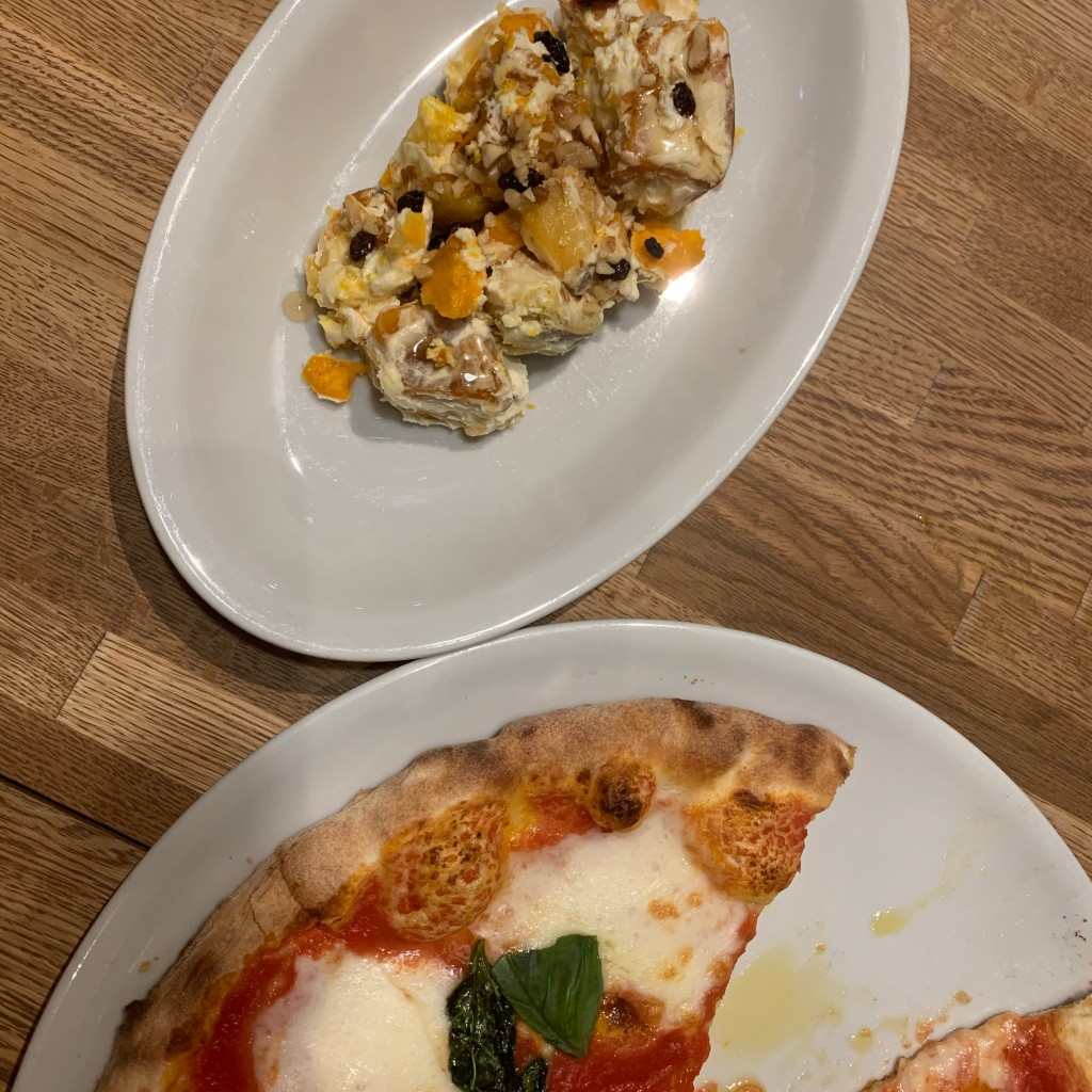 ユーザーが投稿したパンプキンと安納芋のサラダの写真 - 実際訪問したユーザーが直接撮影して投稿した有楽町ピザGOOD CHEESE GOOD PIZZAの写真