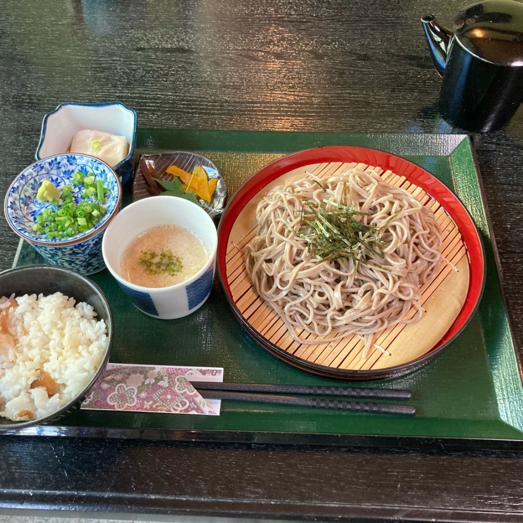 ユーザーが投稿したざるとろ定食の写真 - 実際訪問したユーザーが直接撮影して投稿した松平町和カフェ / 甘味処天下茶屋の写真