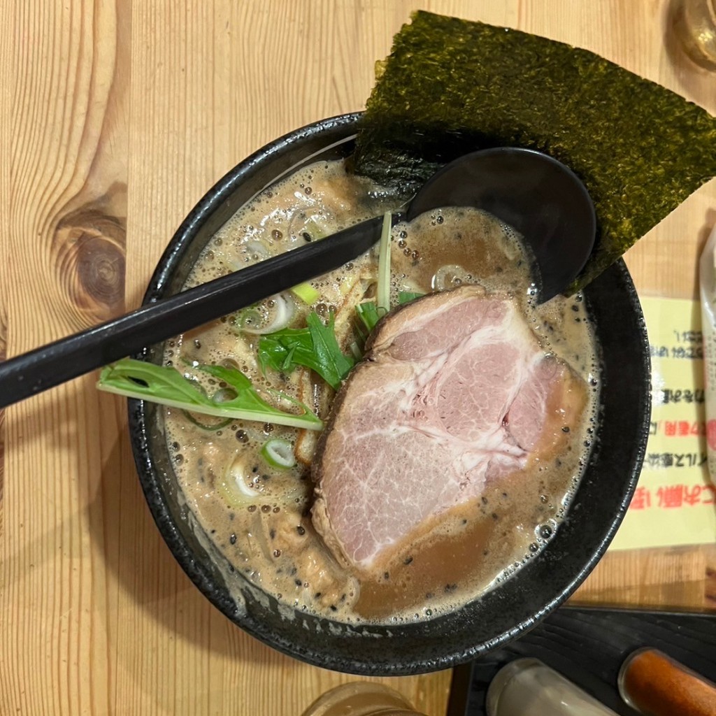 ユーザーが投稿した赤味噌ラーメンの写真 - 実際訪問したユーザーが直接撮影して投稿した新発寒五条ラーメン専門店北海道ラーメン 追風丸 北海道本店の写真