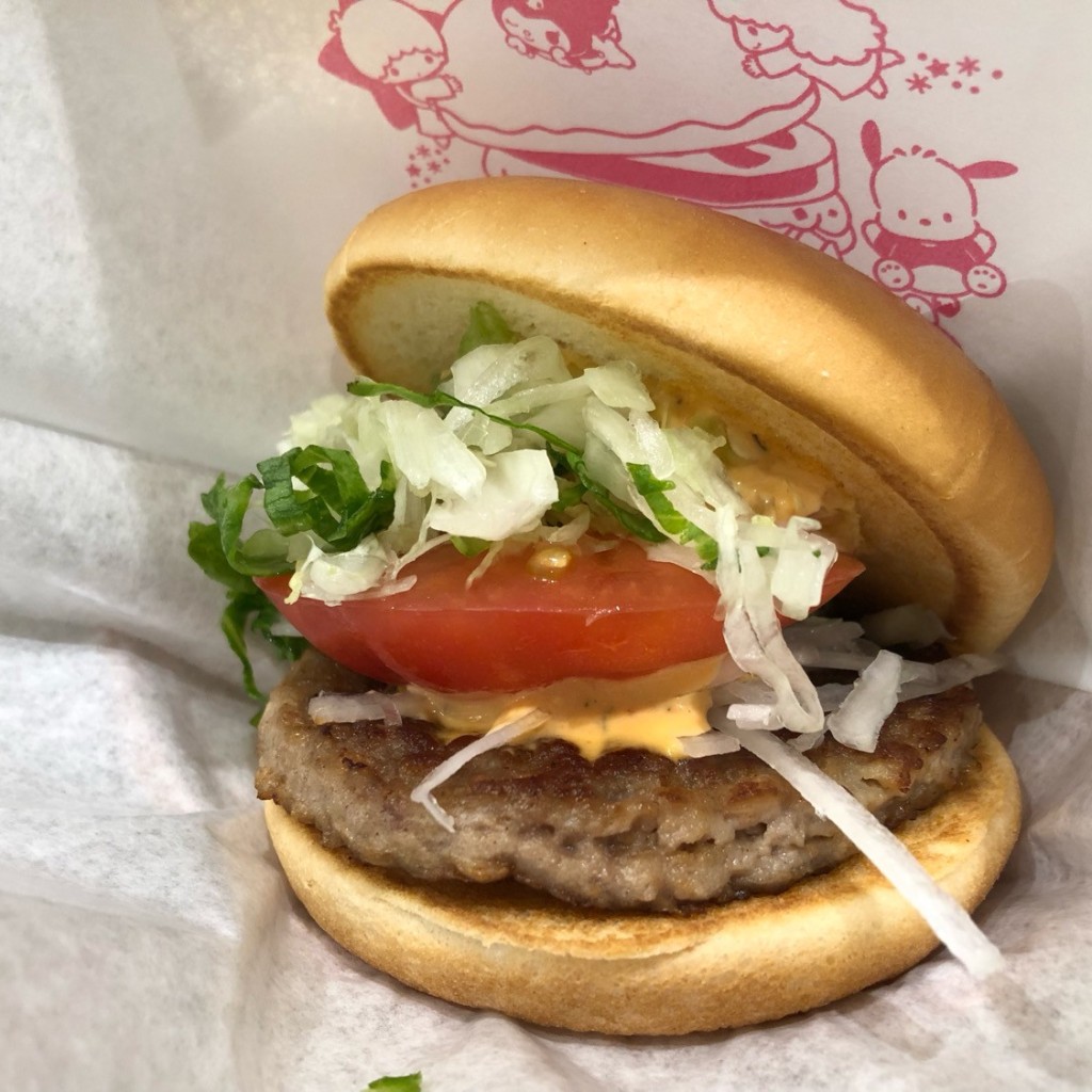 ユーザーが投稿したモス野菜バーガーの写真 - 実際訪問したユーザーが直接撮影して投稿した駅前本町ファーストフードモスバーガー 川崎アゼリア店の写真