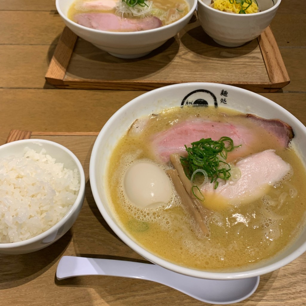 ユーザーが投稿した鶏白湯ラーメンの写真 - 実際訪問したユーザーが直接撮影して投稿した中之町(新京極通)ラーメン専門店麺処 虵の目屋の写真