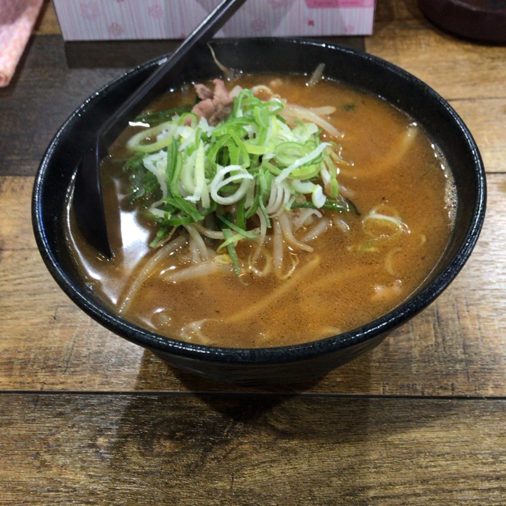 ユーザーが投稿したドラゴンラーメン 中辛の写真 - 実際訪問したユーザーが直接撮影して投稿した宮山ラーメン / つけ麺ラーメン天龍の写真