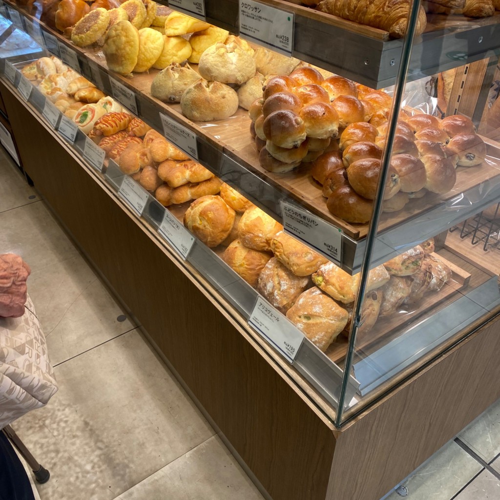 ユーザーが投稿した惣菜パンの写真 - 実際訪問したユーザーが直接撮影して投稿した新千里東町ベーカリーDONQ 千里阪急店の写真