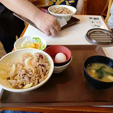 実際訪問したユーザーが直接撮影して投稿した東二島牛丼すき家 199号若松東二島店の写真