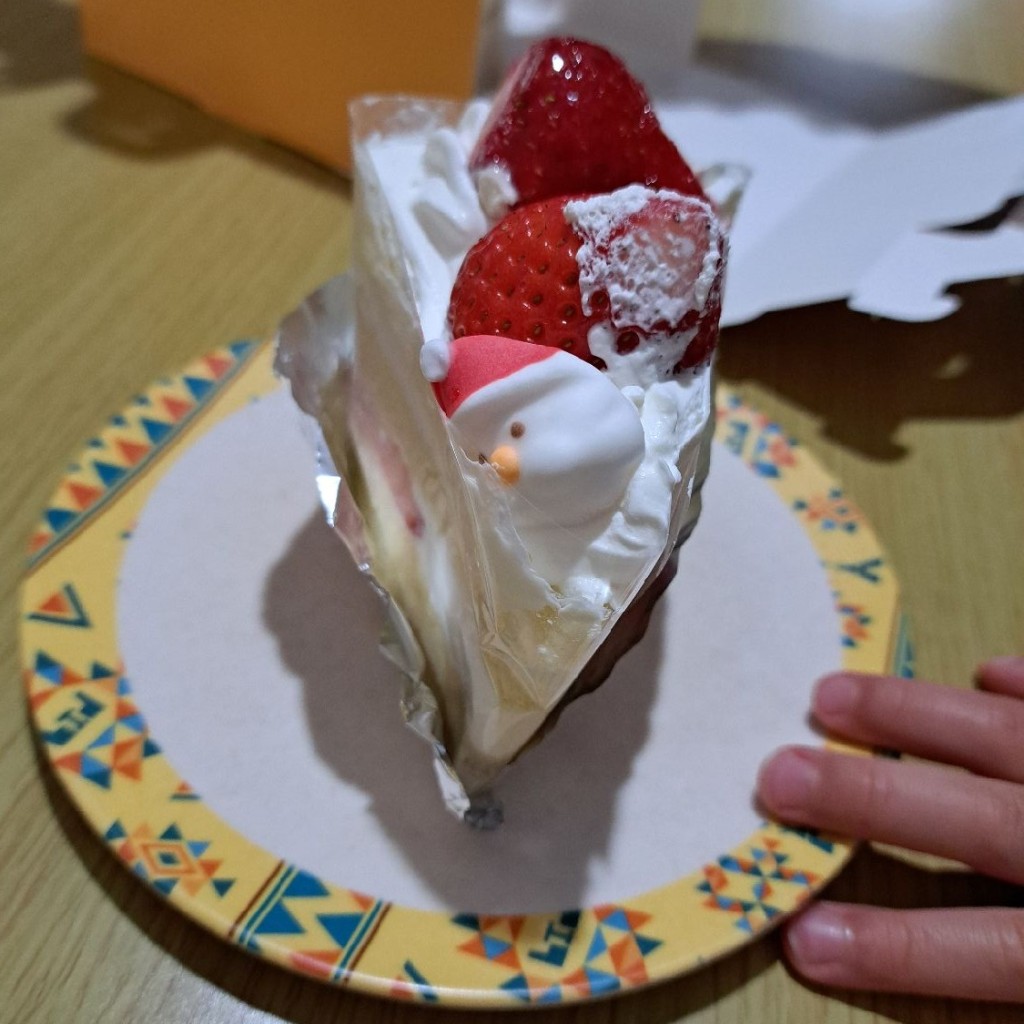 ユーザーが投稿したショートケーキの写真 - 実際訪問したユーザーが直接撮影して投稿したケーキバッケン シューベルト 槇島店の写真