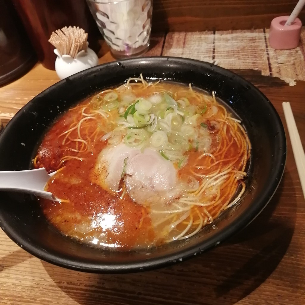 ユーザーが投稿した黒ラーメンの写真 - 実際訪問したユーザーが直接撮影して投稿した浜町ラーメン / つけ麺かどやの写真