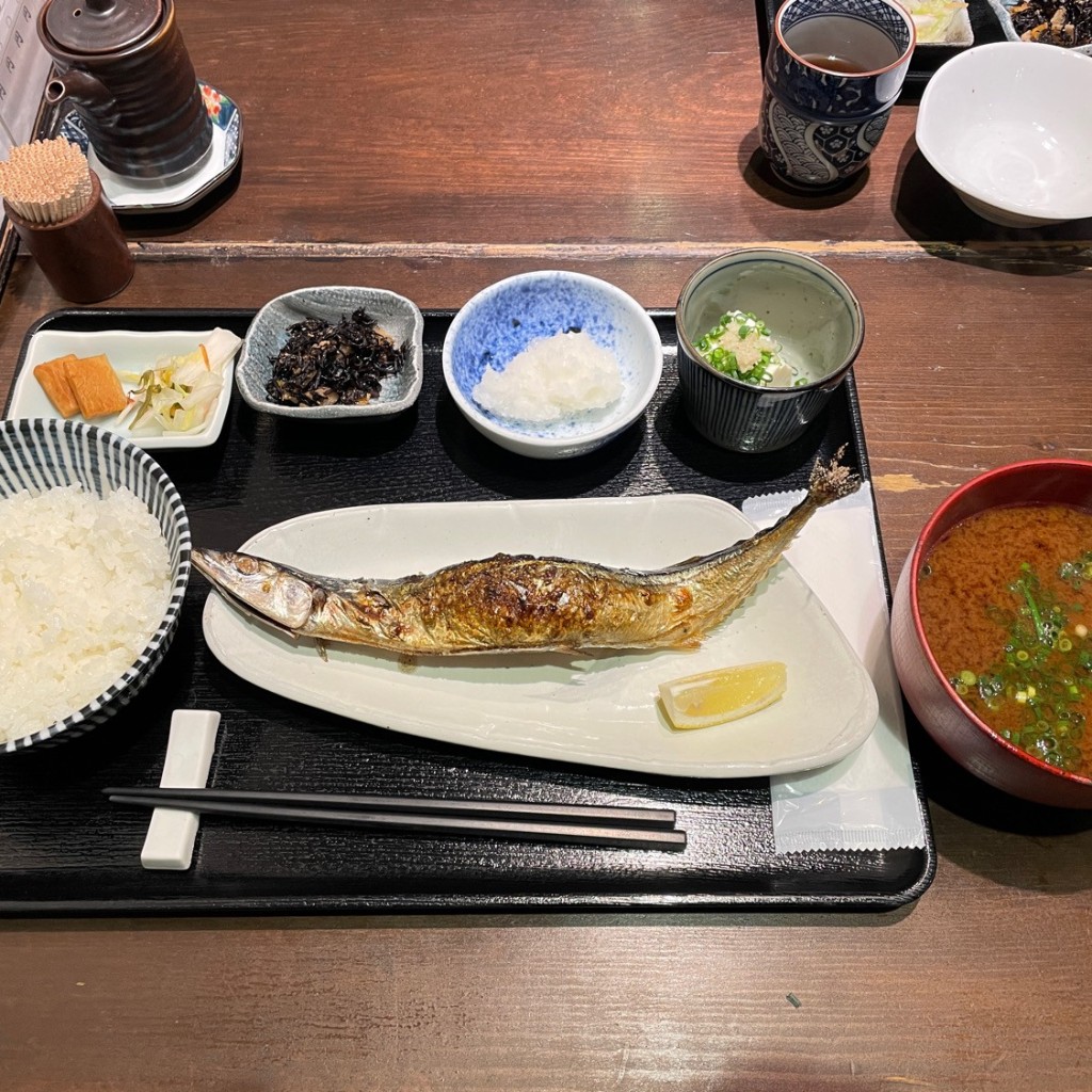 ユーザーが投稿したサンマ塩焼きの写真 - 実際訪問したユーザーが直接撮影して投稿した四谷和食 / 日本料理炭火魚 旬彩料理 坂本の写真