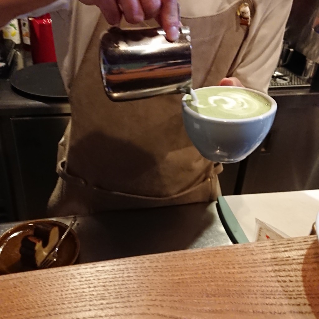 ユーザーが投稿した抹茶ラテの写真 - 実際訪問したユーザーが直接撮影して投稿した田中カフェ& espressoの写真
