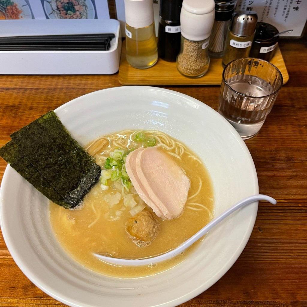 ユーザーが投稿した濃厚鶏白湯そばの写真 - 実際訪問したユーザーが直接撮影して投稿した大倉山ラーメン / つけ麺麺屋ゆるり。の写真