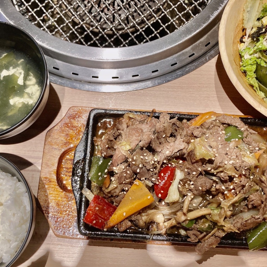 ユーザーが投稿したL プルコギ定食の写真 - 実際訪問したユーザーが直接撮影して投稿した新宿韓国料理韓国伝統料理×個室 ハヌリ 新宿三丁目店の写真