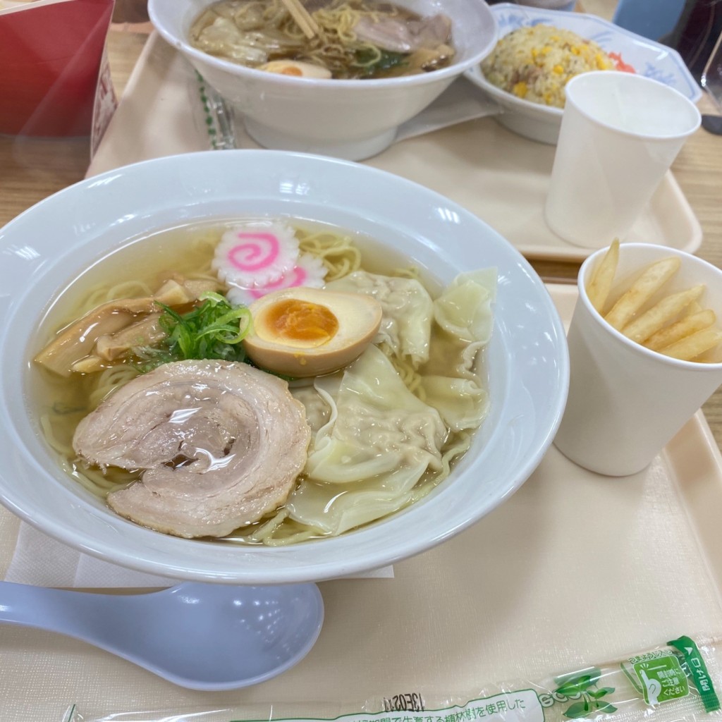 ユーザーが投稿したワンタン麺(塩)の写真 - 実際訪問したユーザーが直接撮影して投稿した港町ファーストフードポッポ 川崎港町店の写真