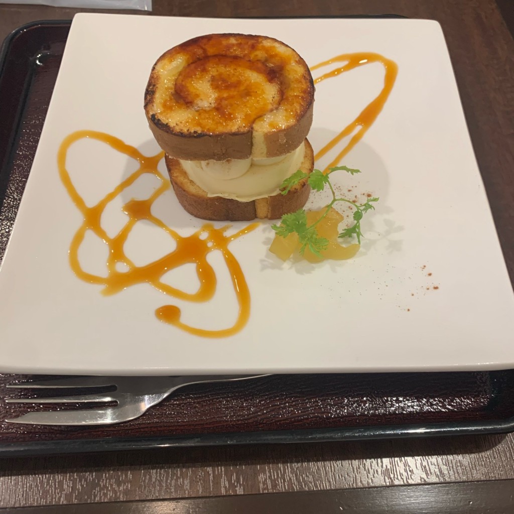 ユーザーが投稿したりんごのチーズケーキの写真 - 実際訪問したユーザーが直接撮影して投稿した元浜町カフェヨシノの写真