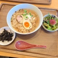 塩ラーメン - 実際訪問したユーザーが直接撮影して投稿した三橋カフェくら馬 cafeの写真のメニュー情報