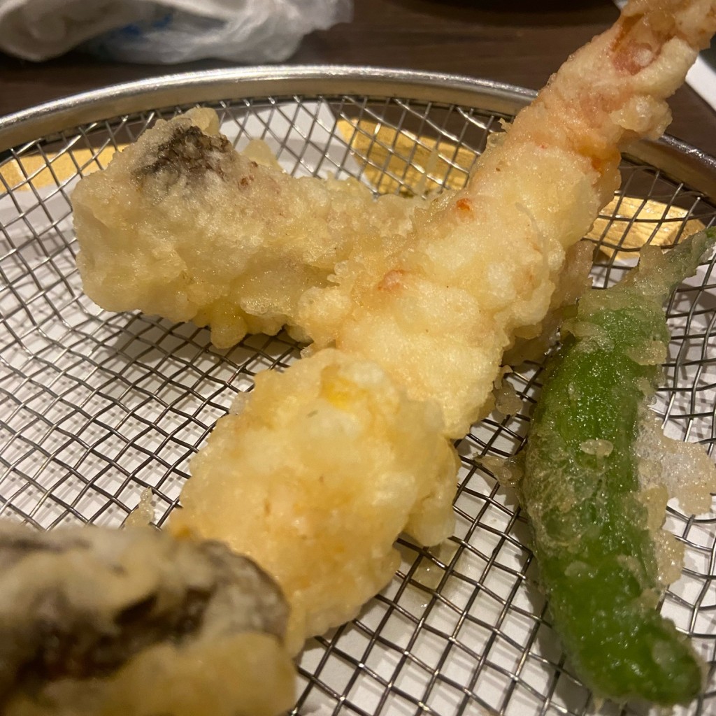 ユーザーが投稿した天ぷら盛り合せの写真 - 実際訪問したユーザーが直接撮影して投稿した下加茂寿司大漁寿司 川西店の写真
