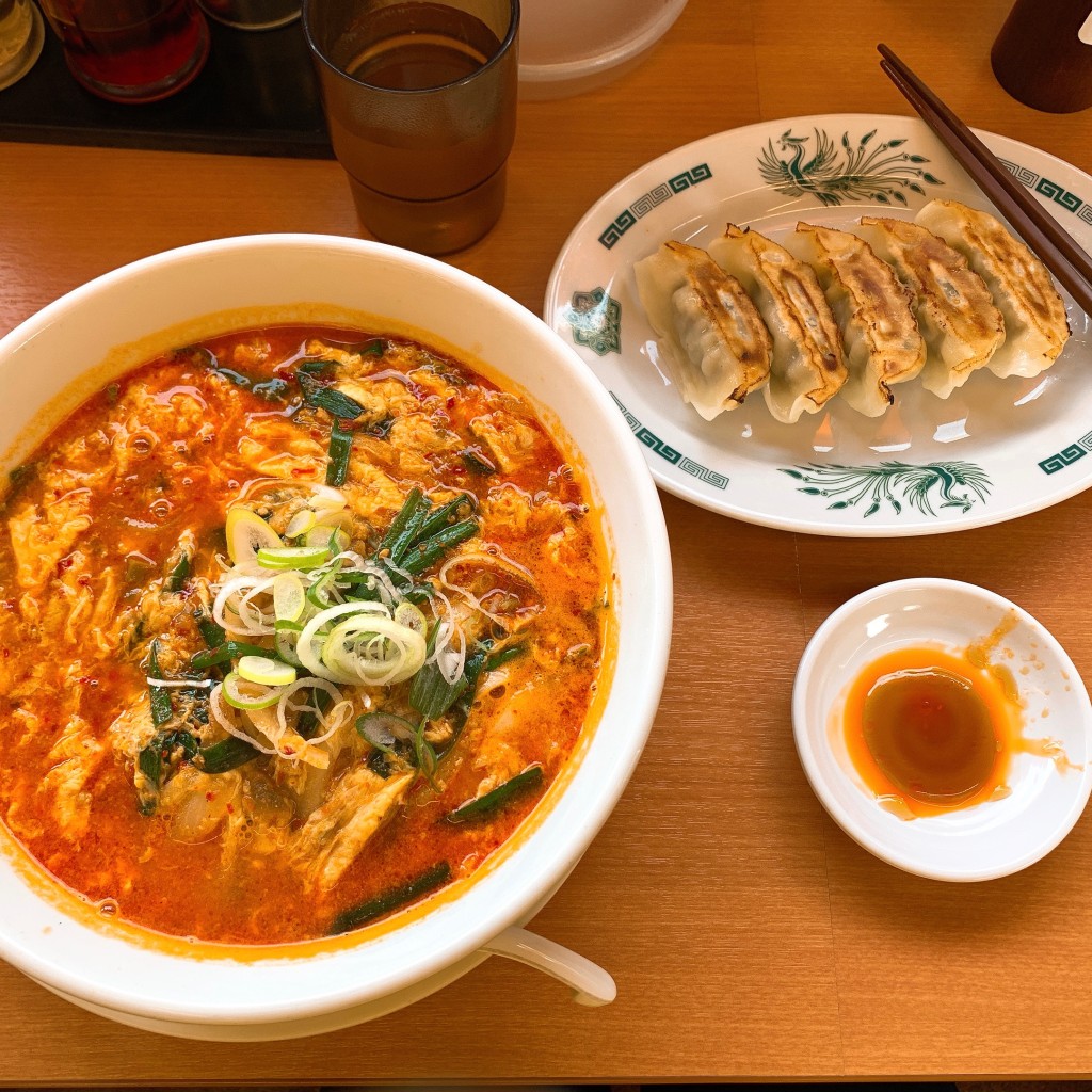 ユーザーが投稿した大宮担々麺+餃子の写真 - 実際訪問したユーザーが直接撮影して投稿した中央中華料理日高屋 北本西口店の写真