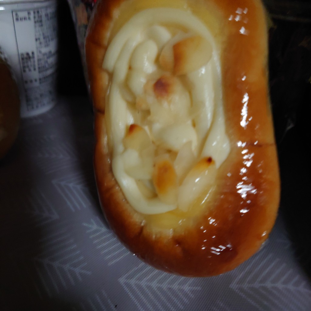 ユーザーが投稿したアーモンドレアチーズの写真 - 実際訪問したユーザーが直接撮影して投稿した菊水三条ベーカリー札幌パリ 菊水店の写真