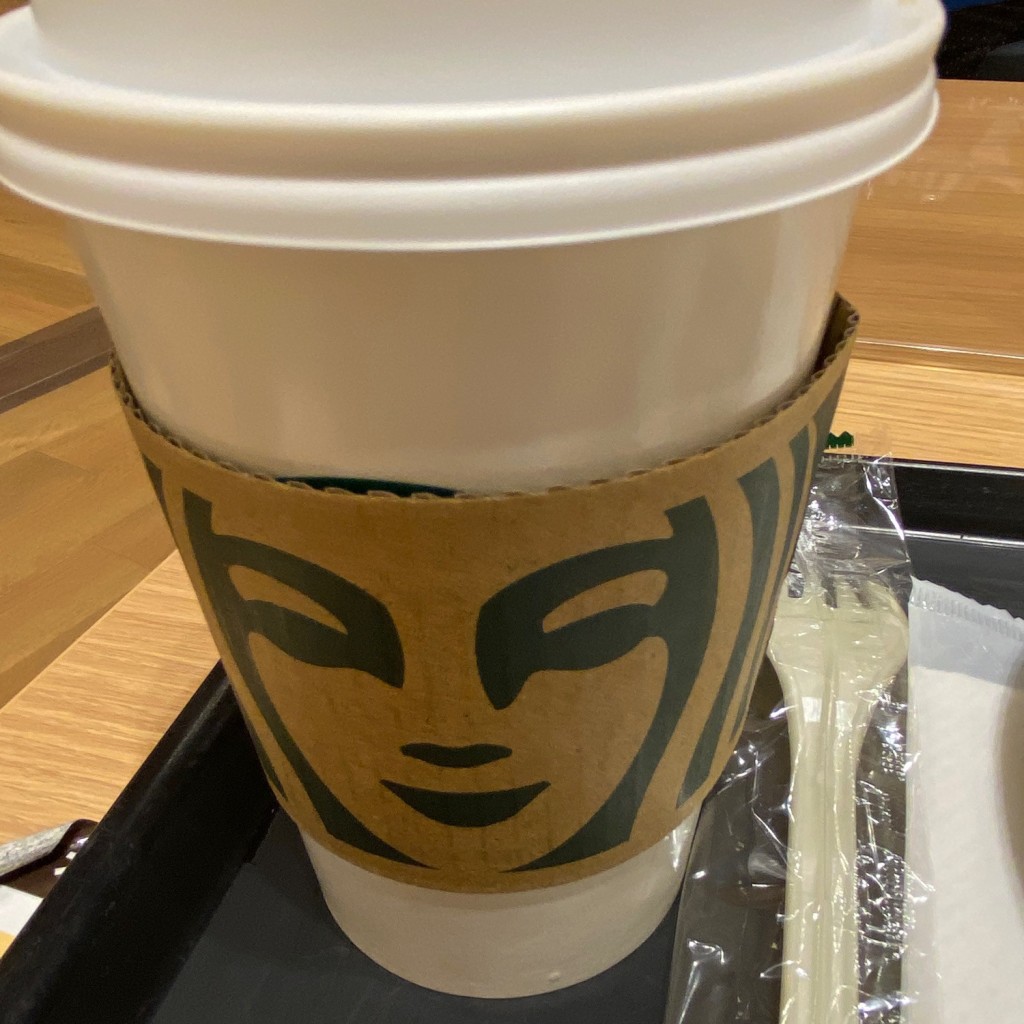 ユーザーが投稿したドリップコーヒーの写真 - 実際訪問したユーザーが直接撮影して投稿した螢池西町カフェスターバックスコーヒー 大阪空港国内線ターミナル南ゲートエリア店の写真