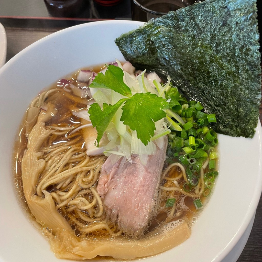 nakkone_canさんが投稿した日の出町ラーメン / つけ麺のお店らぁ麺しろ/ラーメンシロの写真