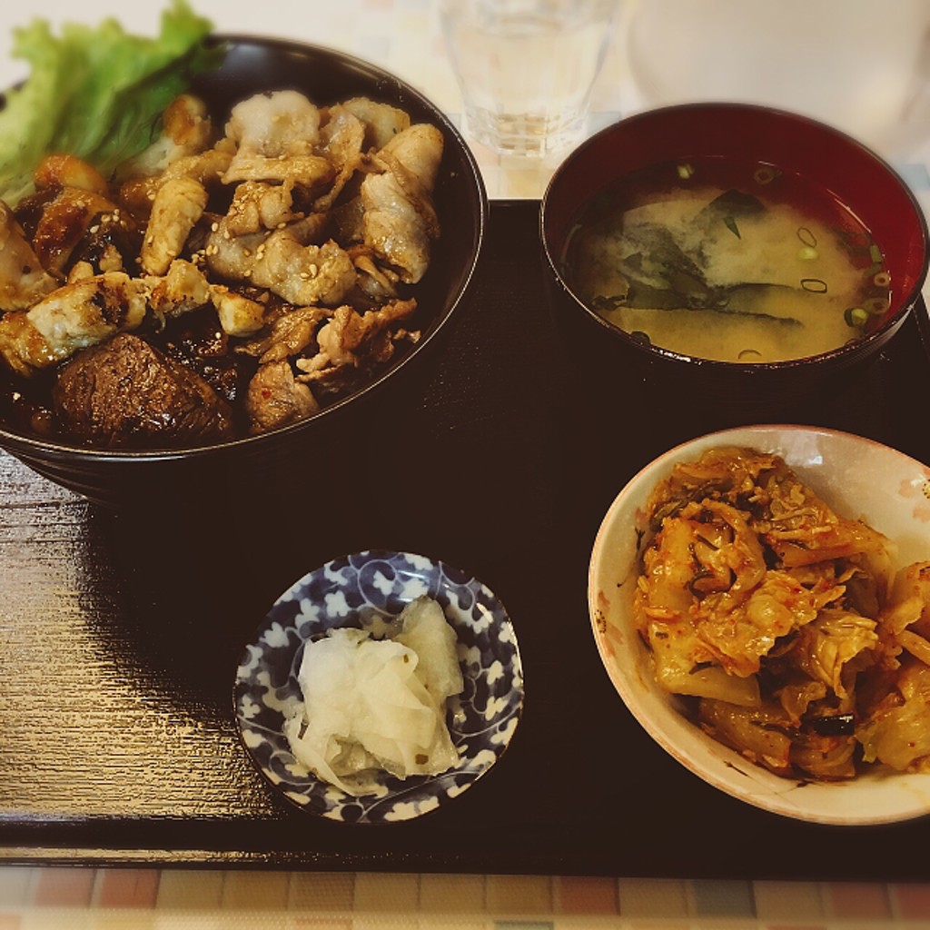 実際訪問したユーザーが直接撮影して投稿した大宮町丼もの焼肉丼 一(はじめ)の写真