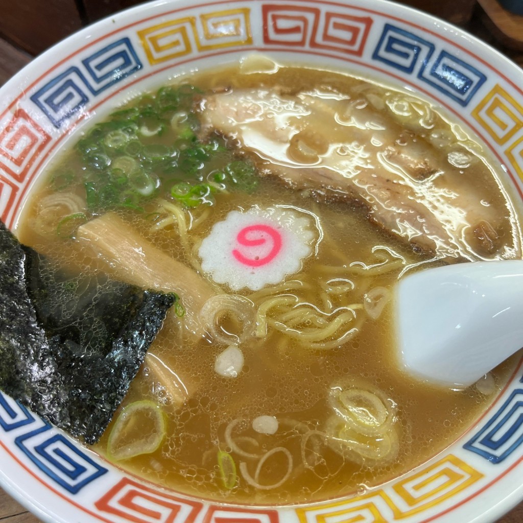 ユーザーが投稿したしょうゆラーメンの写真 - 実際訪問したユーザーが直接撮影して投稿した中野ラーメン専門店菜華の写真