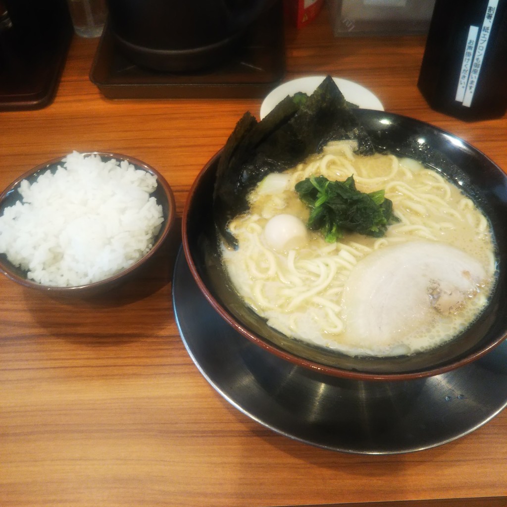 おにぃるさんが投稿した溝口ラーメン専門店のお店壱角家 溝の口駅前通店/イチカクカ ミゾノクチエキマエツウテンの写真