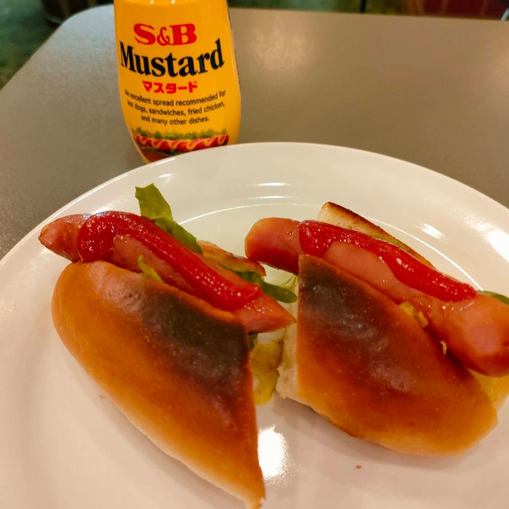 ユーザーが投稿したホットドッグの写真 - 実際訪問したユーザーが直接撮影して投稿した神田中通喫茶店喫茶 ラ・セーヌの写真