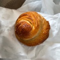 クロワッサン - 実際訪問したユーザーが直接撮影して投稿した泉ベーカリーSmall Bakery Pathの写真のメニュー情報