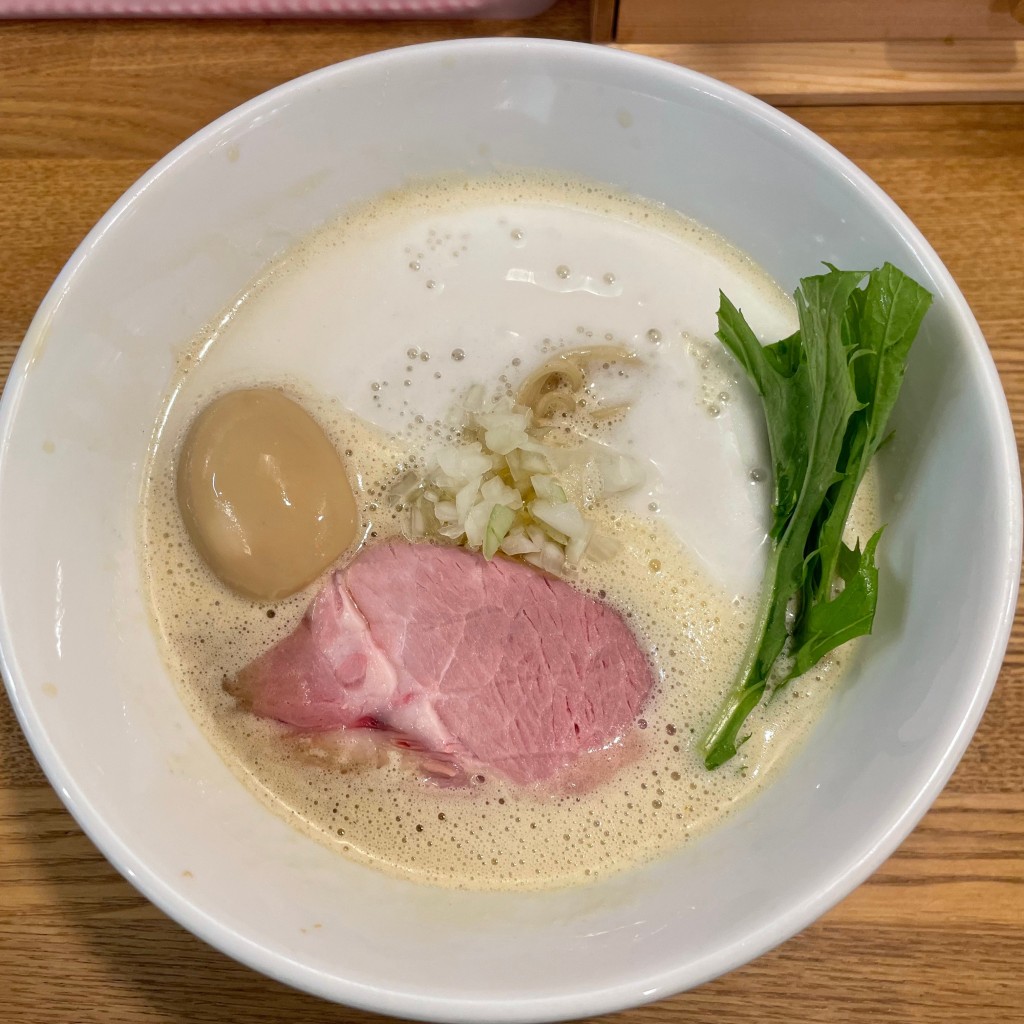 食いしんぼうよっちゃんさんが投稿した大深町ラーメン / つけ麺のお店ふく流らーめん 轍 LINKS UMEDA店/フクリュウラーメンワダチ リンクスウメダテンの写真