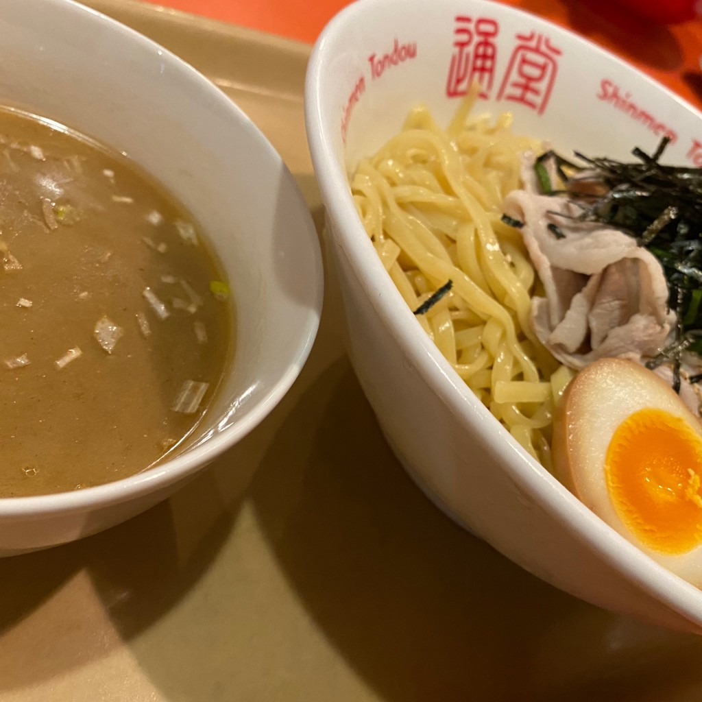 blueeeeeeさんが投稿した金城ラーメン専門店のお店琉球新麺 通堂 小禄本店/リュウキュウシンメン トンドウ オロクホンテンの写真