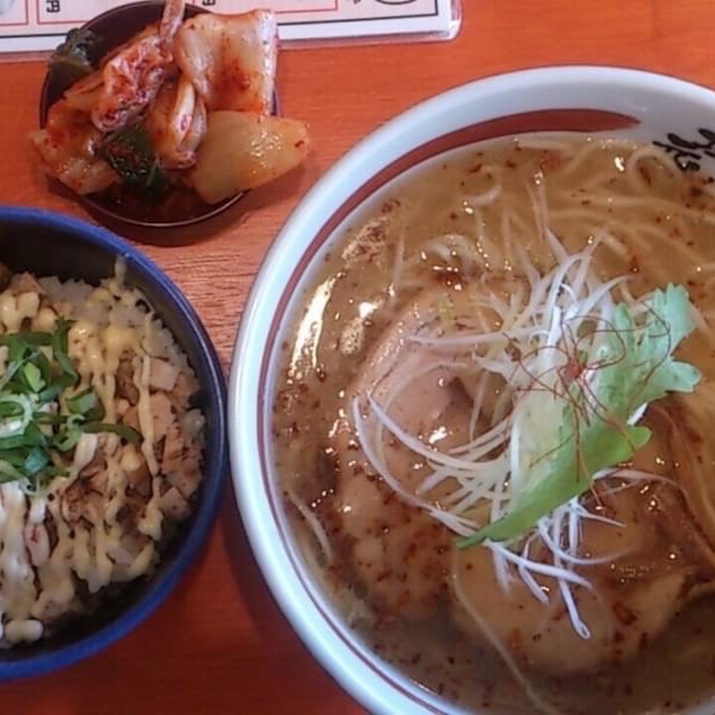 ユーザーが投稿した天然塩ラーメン チャーマヨ丼の写真 - 実際訪問したユーザーが直接撮影して投稿した松原ラーメン専門店塩元帥 泉佐野の写真