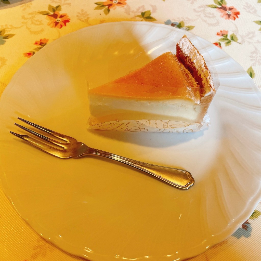 ユーザーが投稿した窯焼チーズケーキの写真 - 実際訪問したユーザーが直接撮影して投稿した上井草イタリアンピアットロッソ 上井草店の写真
