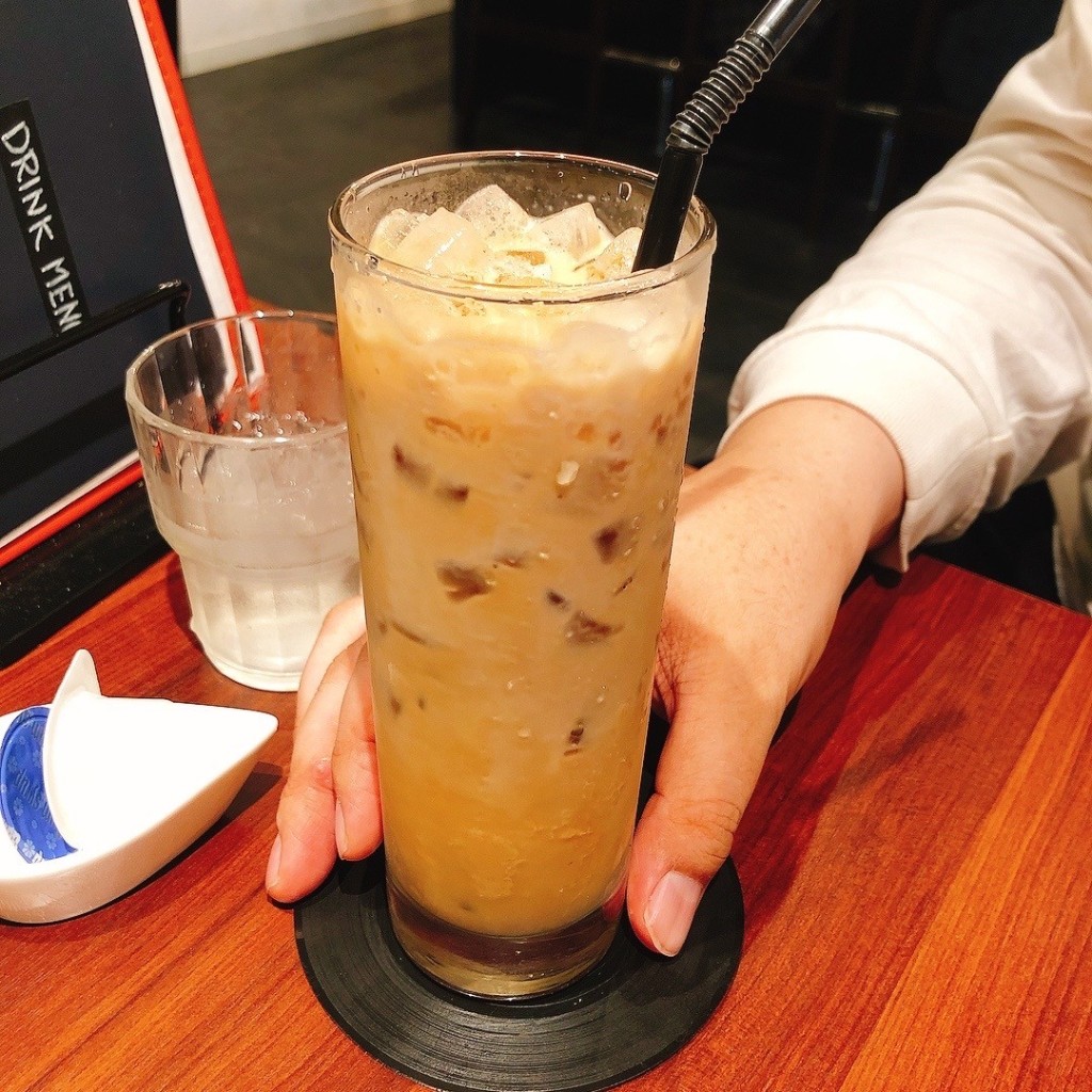 ユーザーが投稿したコーヒーカフェラテの写真 - 実際訪問したユーザーが直接撮影して投稿した北千束カフェハーミッツ カフェの写真