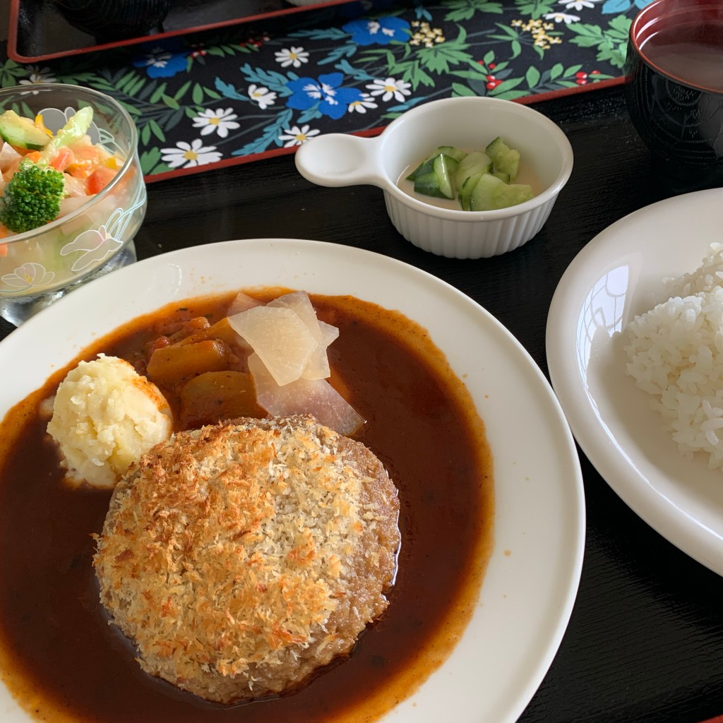 とくとくぴょん吉さんが投稿した鹿島町米田洋食のお店LAPIN/ラパンの写真