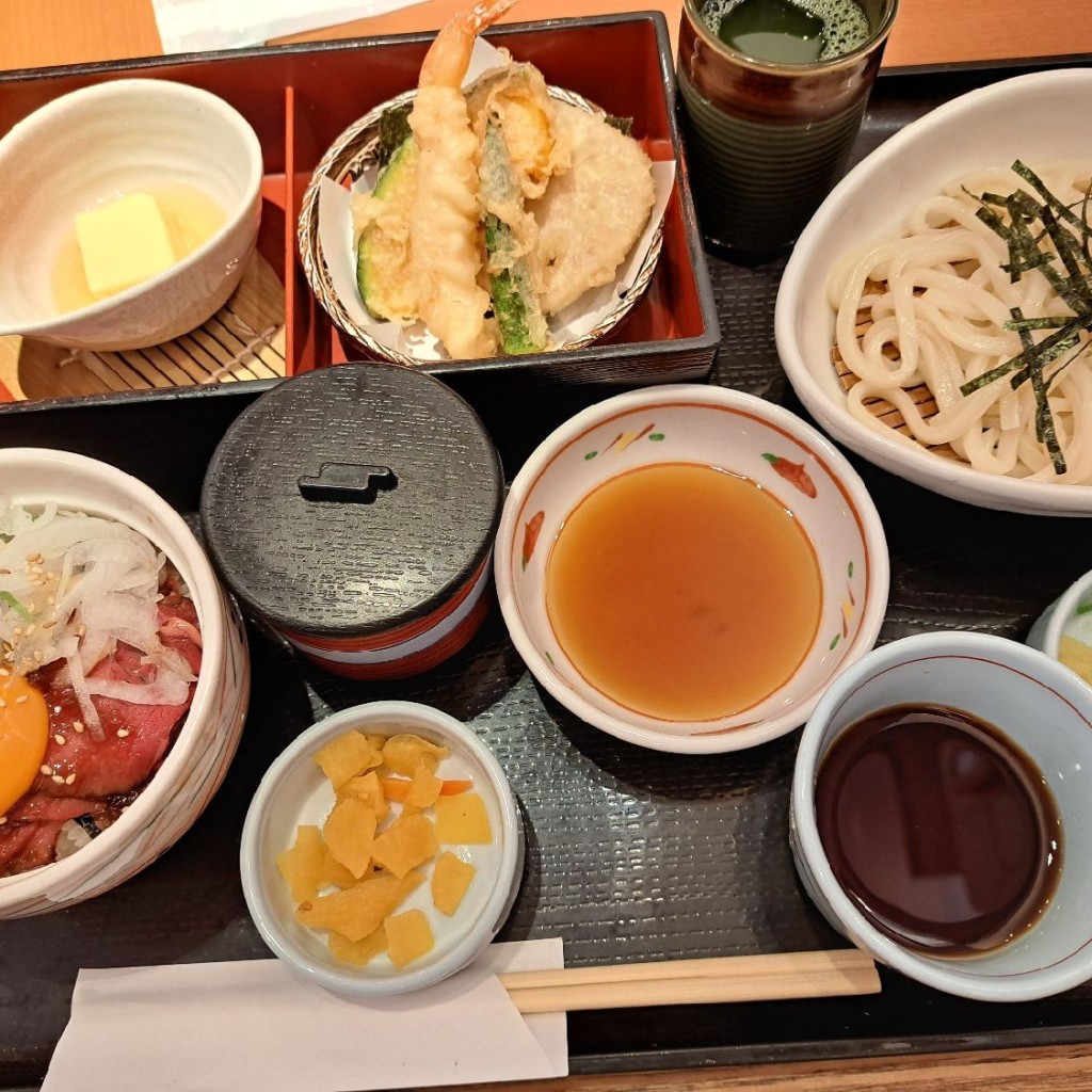 ユーザーが投稿したなごみ弁当(ローストビーフ丼)の写真 - 実際訪問したユーザーが直接撮影して投稿した長吉長原ファミリーレストラン和食さと 長原店の写真