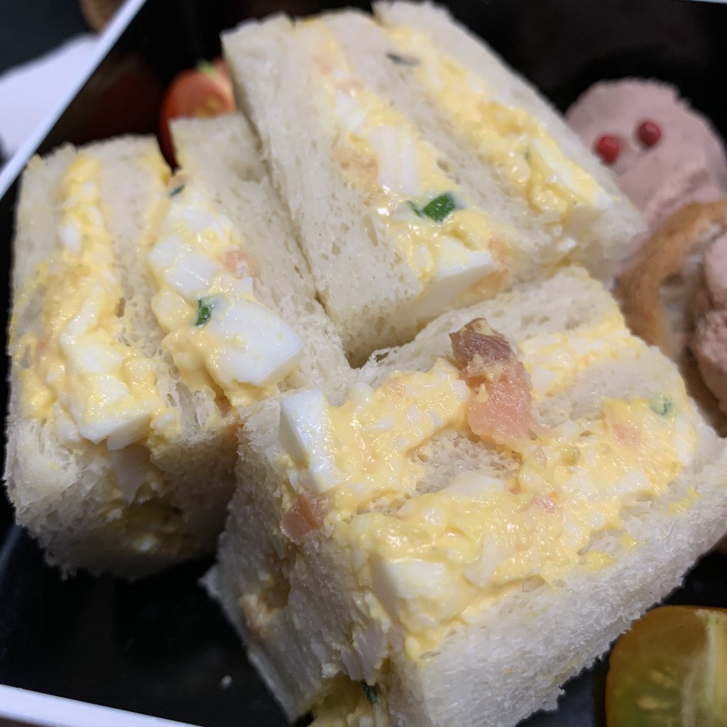 ユーザーが投稿したSalmon Sandwichの写真 - 実際訪問したユーザーが直接撮影して投稿した西新宿チョコレートショコラブティックの写真