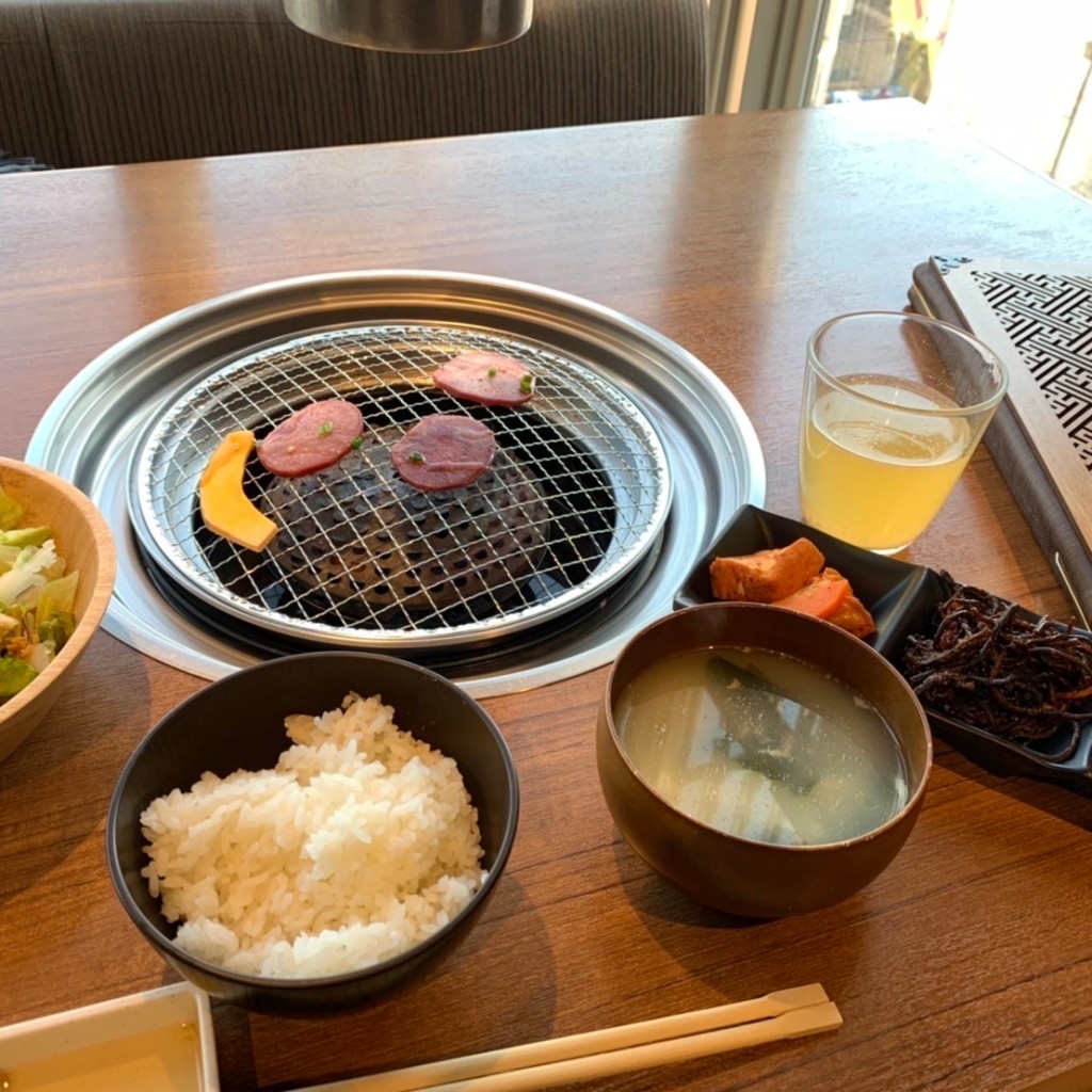ユーザーが投稿した牛タン定食の写真 - 実際訪問したユーザーが直接撮影して投稿した歌舞伎町韓国料理ハヌリ 新宿歌舞伎町 ゴジラ通り店の写真