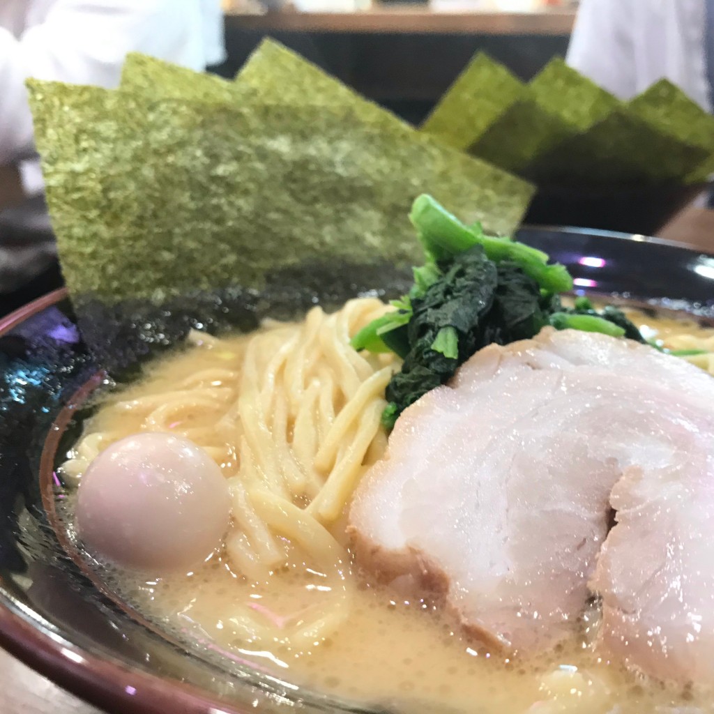 龍仁さんが投稿した赤坂ラーメン専門店のお店横浜家系ラーメン一刀家/ヨコハマカケイラーメンイットウヤの写真