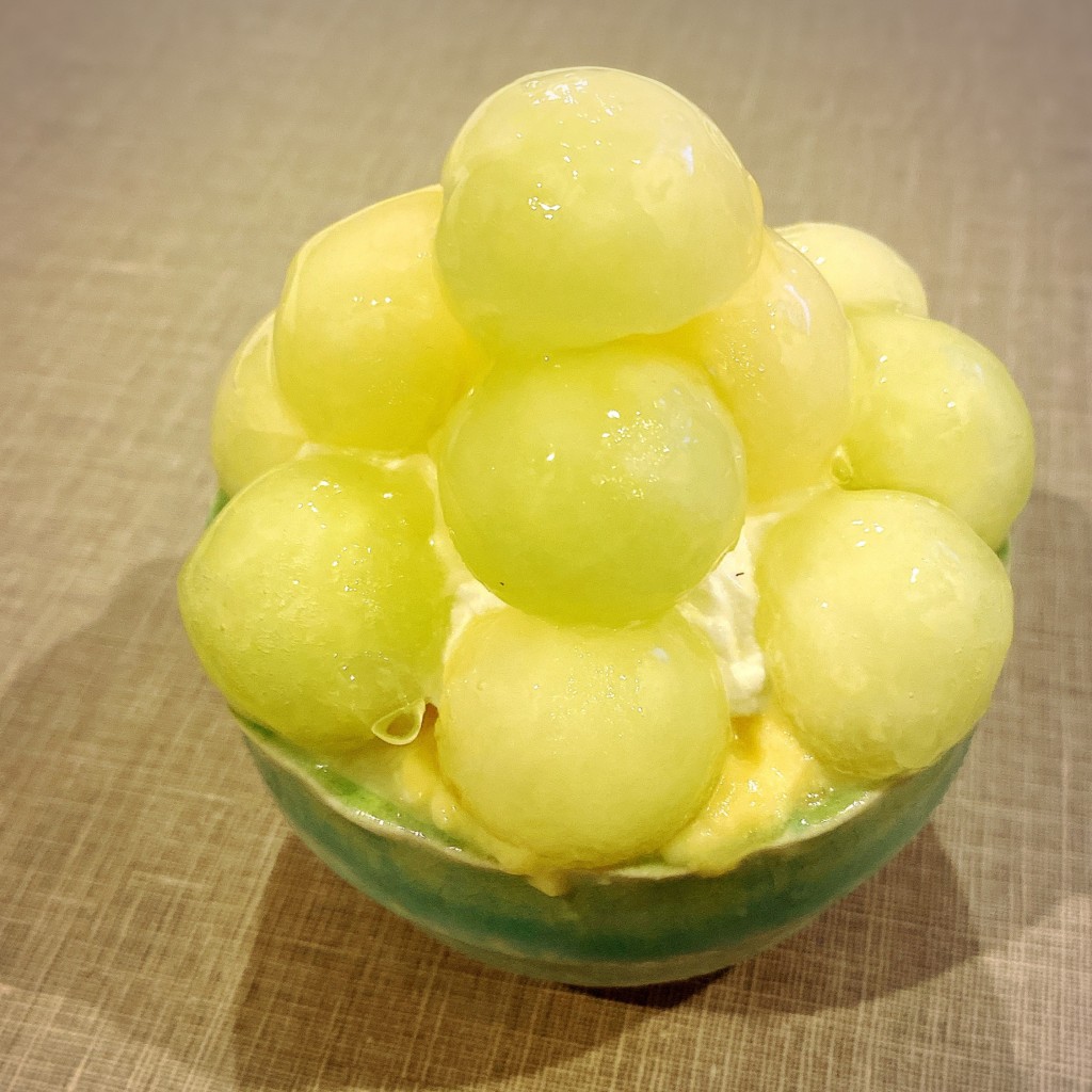 ユーザーが投稿したメロンもりもりボールの写真 - 実際訪問したユーザーが直接撮影して投稿した南久宝寺町ケーキHANS洋菓子店 本町店の写真