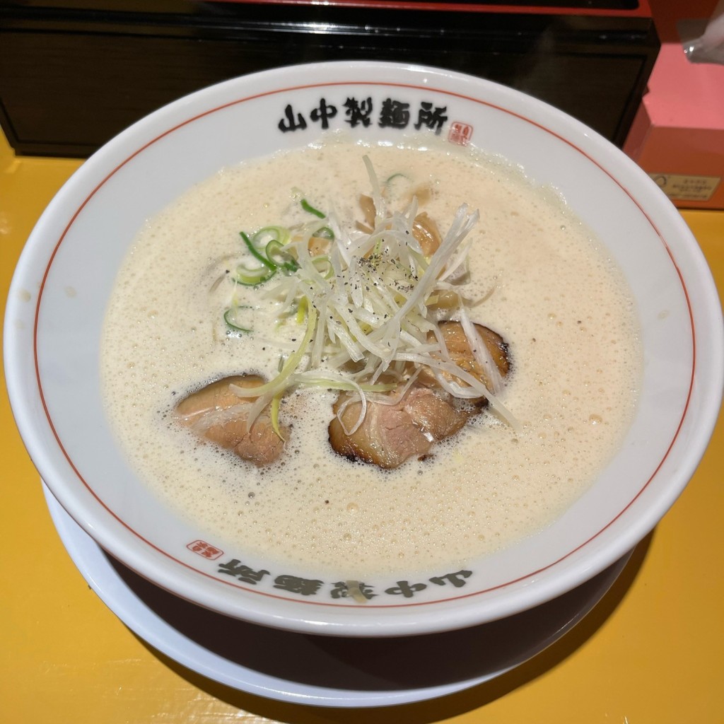 匿命係さんが投稿した高麗橋ラーメン専門店のお店やま中製麺所 北浜店/ヤマナカセイメンショ キタハマテンの写真