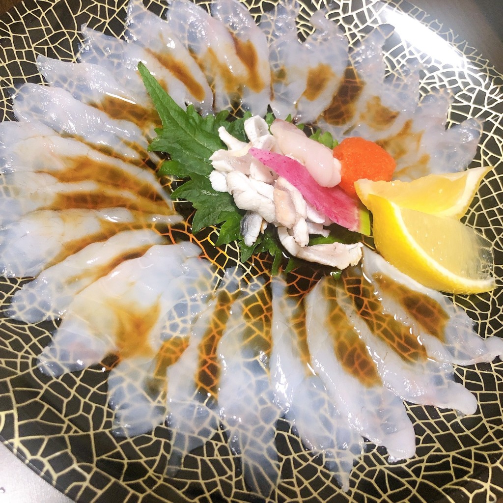 ユーザーが投稿した鉄刺てっちりセットの写真 - 実際訪問したユーザーが直接撮影して投稿した両三柳和食 / 日本料理海鮮れすとらん四季庵の写真